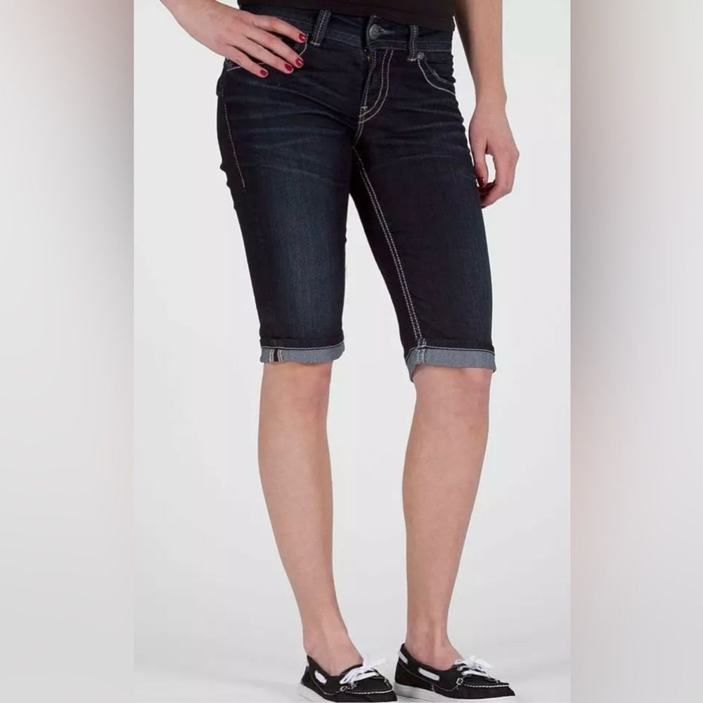 Silver Suki Rose Surplus Stretch Cropped Bermuda Jean shorts 34 Dark Wash